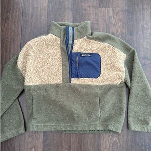 Columbia Sweater/Jacket